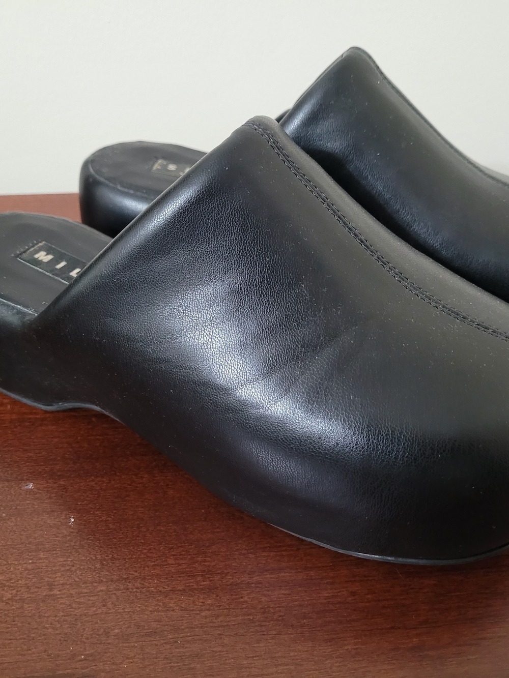 Simon Miller Black Leather Bubble Clogs - 7.5